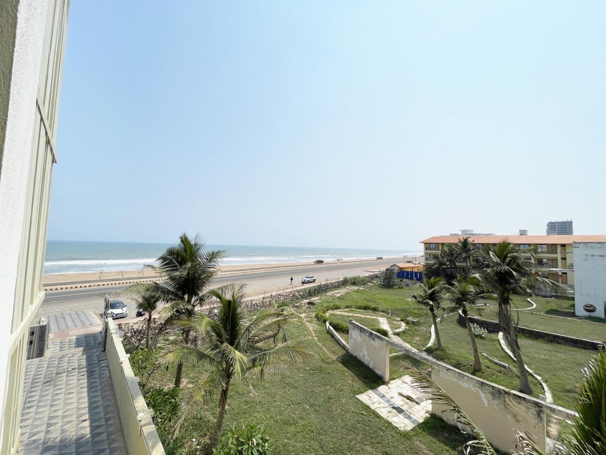 Hotel Tbs In Puri Exteriör bild