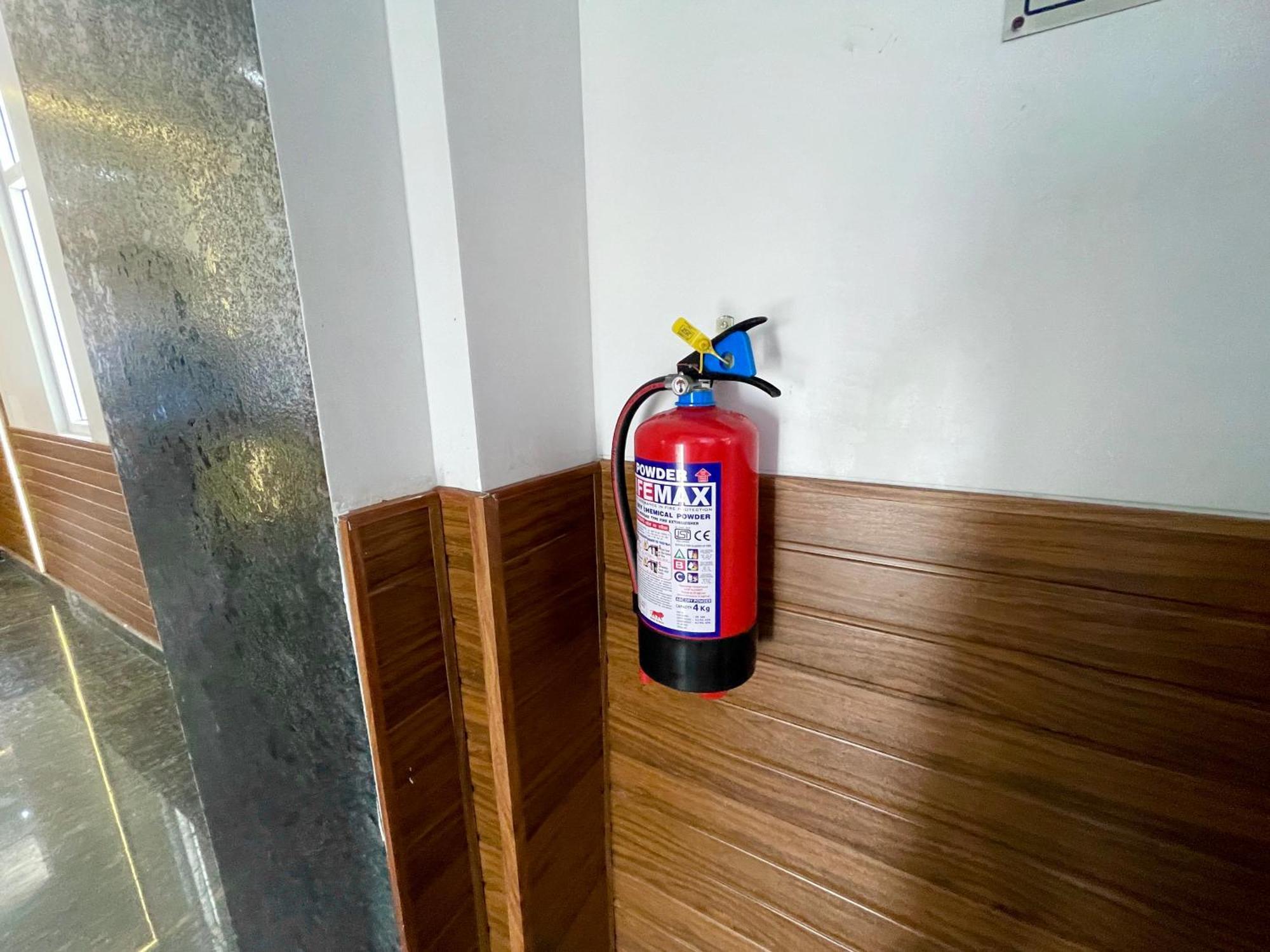 Hotel Tbs In Puri Exteriör bild